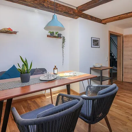 Appartement Grandioses Ferienhaus Zum Historischen Spital Dornstetten